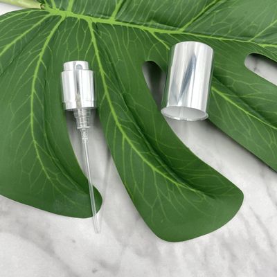 Semprotan Pompa Parfum Isi Ulang 15/400 Dosis 0,07ML 0,09ML Dengan Kerah Perak