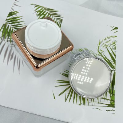 Desain tepi bulat tipe persegi Botol krim akrilik 30g, 50g XY2202
